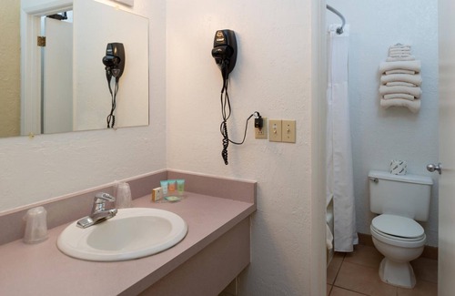Chinle Hotel | Thunderbird Lodge