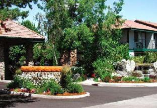 Sparks Resort | Thunderbird Resort Club