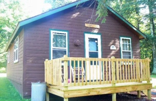 Butternut Cabin | Thunderhead Lodge ~ Cabin 3 | 2 Bed, 1 Bath