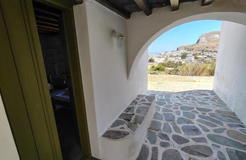 Chora Folegandros House | Thymariá - Chora view house