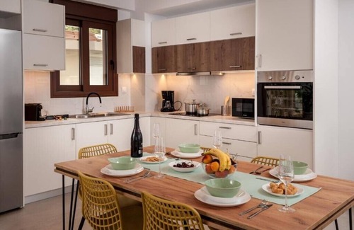 Souda Apartment | Thyme Sea View Apartment 1 by 8essentially