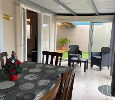 Saint-Joseph House | Ti kaz Tata du sud Sauvage