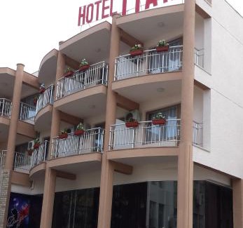 Dobrich Hotel | Tiara Hotel