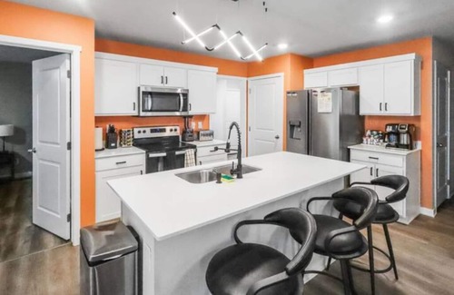 Gretna House | Tiburon Ranch 5 Bedroom 3 Bath 2 GB Internet