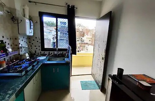 Udaipur City Centre Apartment | TicAna 1BHK small