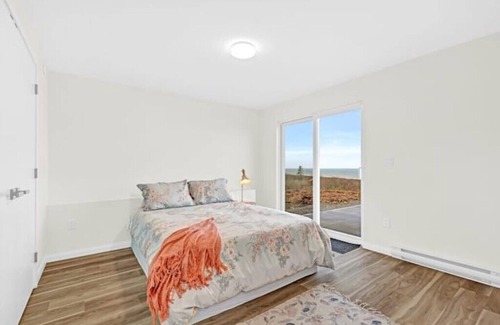 Hall's Harbour Cottage | Tidal Bay cottage