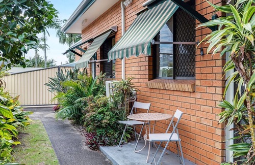 Coffs Harbour Apartment | Tidal Nook – Coastal holiday retreat, steps from beach.