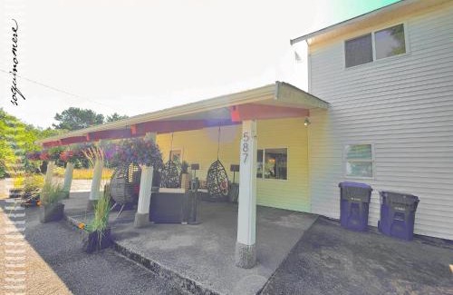 Ocean Shores House | Tide Pool Cabin, a Soquinomere Private Hotel on the Dunes, Downtown Ocean Shores