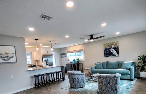 Spring Hill House | Tidewater: Bring your boat, backyard beach,kayaks.