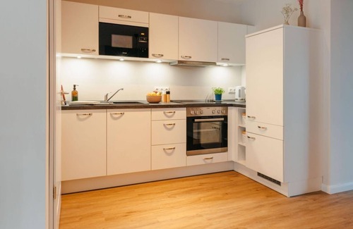 Ratzeburg Apartment | Tien Stuuv, Dusche, Bad, WC, 1 Schlafzimmer - Übermsee