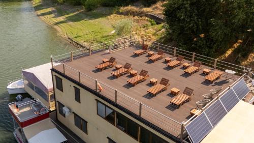 Turcoaia Hotel | Tiena Hotel Plutitor