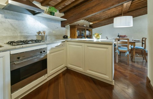 Santo Spirito Apartment | Tiepolo romantic penthouse in the Oltrarno