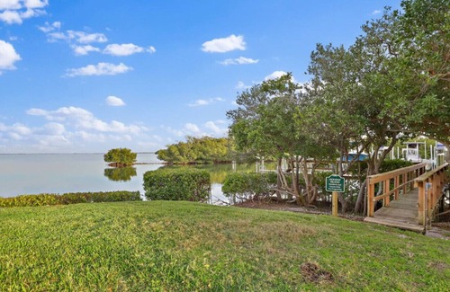 Tierra Verde Condo | Tierra Verde Waterfront Condo Near Fort De Soto w/Pool 2 Bedroom