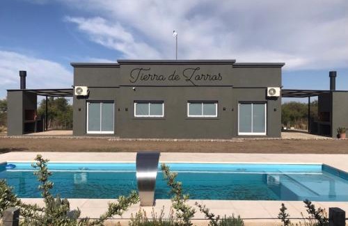 Chacabuco Department House | Tierra de Zorros