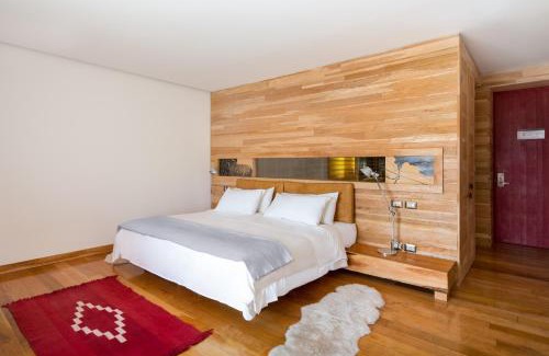 Torres Del Paine Hotel | Tierra Patagonia