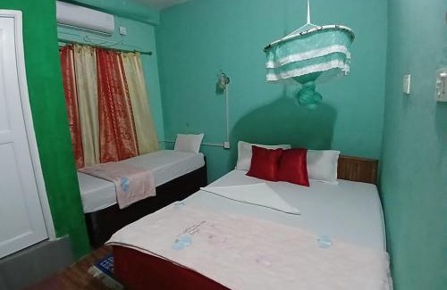 Sauraha Bed & Breakfast | Tiger Corner Inn Homestay