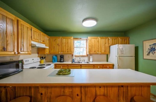 Broken Bow Cabin | Tiger Jack, the Dreamy Couple's Cabin.