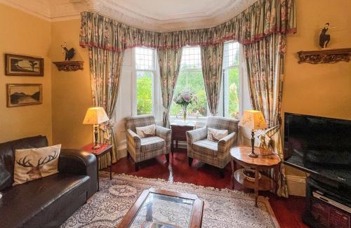 Aberfeldy House | Tigh N Eilean