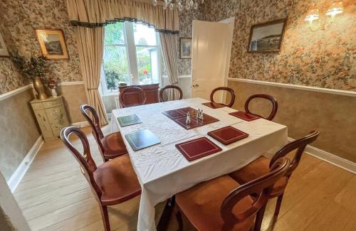 Aberfeldy House | Tigh N Eilean