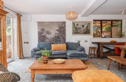 Totnes House | Tigley Meadow Coach House