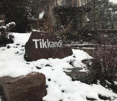 Merrijig House | Tikkandi