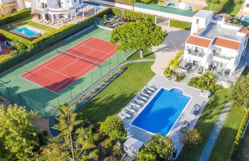 Castelo Villa | Tilias - Villa with private heatable pool, BBQ, Air/Con, Private Tennis Court, Snooker, Wi-Fi