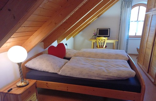 Breitenbrunn Apartment | Tilly Breitenbrunn Relaxed in the Altmühltal vacation,