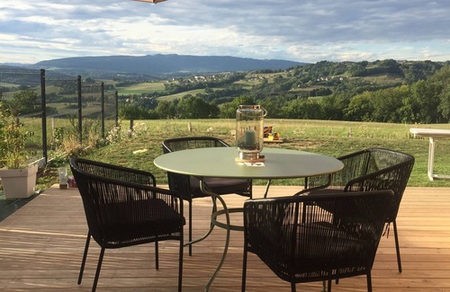 Villaz House | Timber-frame house between Lake Annecy and the Aravis mountains