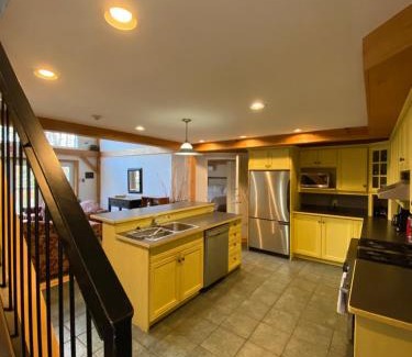 Brighton Cabin | Timber House Resort