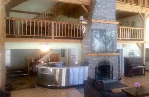 Brighton Cabin | Timber House Resort