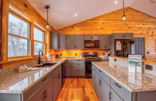 Oquossoc House | Timber Overlook - New construction log cabin with views of Rangeley Lake!
