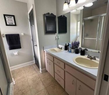 Lakeland House | Timbercrest