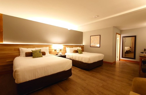 Keewatin Hotel | Timberland Inn