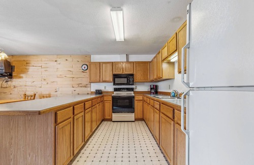 Park Rapids Condo | Timberlane Resort Condo #21 | 4 Bed, 4 Bath