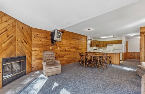 Park Rapids Condo | Timberlane Resort Condo #17 | 3 Bed, 3 Bath