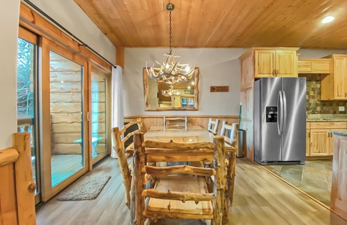 Park City Condo | Timberwolf Retreat Park City Getaway-Community Hot Tub! Near the Canyons Resort!
