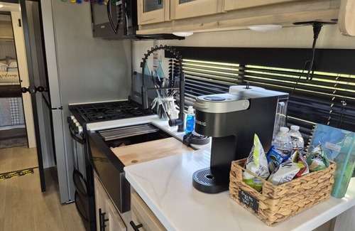 Chelsea House | Timberwolf Tiny Home