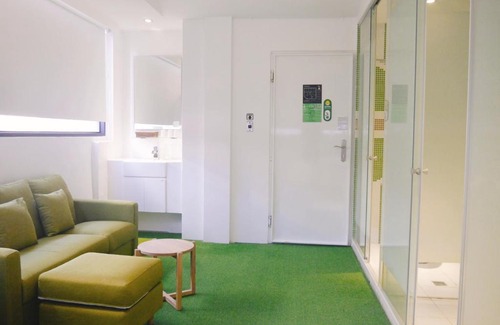 West District Hotel | Time Flyer Hotel
