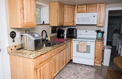 Hopwood House | Time for some summer fun! Go Hiking, Biking, Rafting or explore mountain trails!