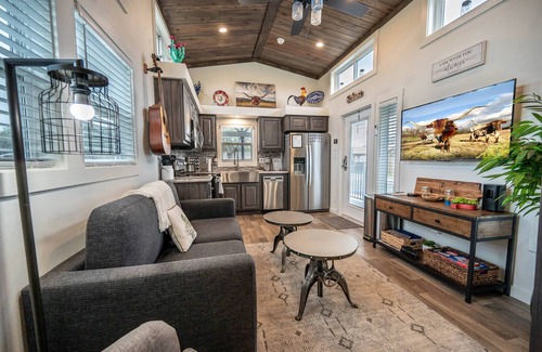 Fredericksburg Cottage | Time2unWINE - 035