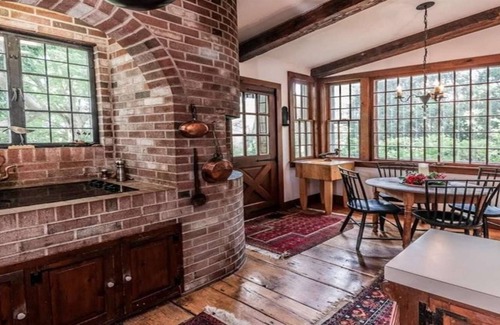 Durham House | Timeless Pre Revolution House with Pool