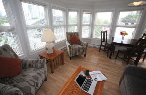 West End Apartment | Times Square Suites Hotel