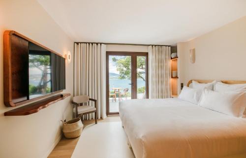 Cote d'Azur- French Riviera Hotel | Tinah Saint-Tropez