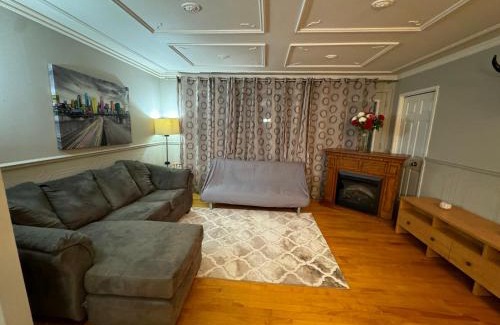 Chicoutimi House | Tinga Home