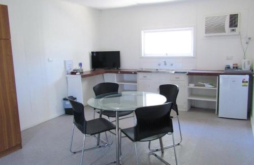 Napperby Hotel | Tinman Roadhouse