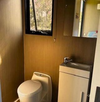 Alloway House | Tiny Al'Molokai by Tiny Away