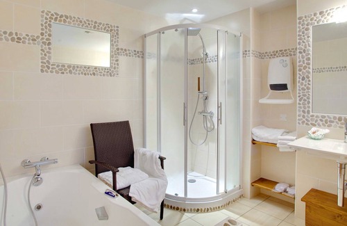 Boisset House | Tiny and very comfortable traditionnal Cottage for 2-3 people; garden and pool