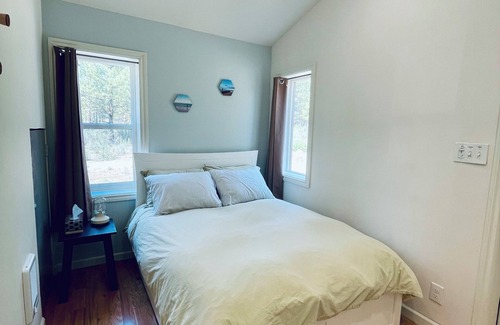 Chiloquin Cabin | Tiny cabin in the woods near Crater Lake. Pet friendly!