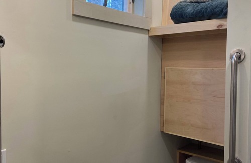 South End Cabin | Tiny detached bunky in heart of south end arts district