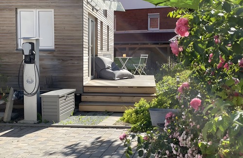 Bad Urach House | Tiny Home 'Friedlinde' with Shared Terrace, Shared Garden and Wi-Fi